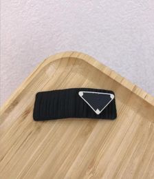 Korea Dongdaemun Letter Hair Clips Barrettes Black Fashion Retro Big Brand Headdress Female High Quality Fast Delivery7057525