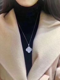 silver full diamond luxury clover designer pendant necklaces womens girls brand flower long chain elegant winter sweater coat necklace wedding Jewellery