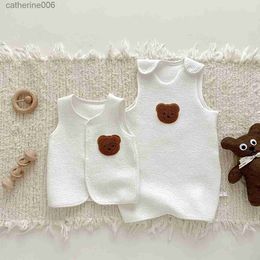 Sleeping Bags 2023 Ins Spring Autumn Newborn Girl Vest Cotton Bear Sleeveless Warm Infant Baby Girl Waistcoat Toddler Girl Sleeping BagL231225