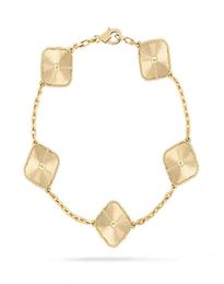 bracelet designer for women Four Leaf Clover Charm Bracelets Bangle Chain 18K Gold Agate Shell Mother of Pearl for WomenGirl Wedd6380308