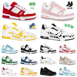 Tops Designer Shoes Embossed Trainer Loafers Sneaker white black sky blue green denim pink red luxurys mens casual sneakers low platform womens trainers Size 36-45