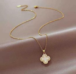 Pendant Necklaces Strands Strings Temperament four leaf clover full diamond necklace female light luxury minority highgrade clavi1098524