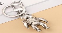 Fashion Stylish Luxury Designer Keychain Classic Brands Key Buckle Astronaut Pendant Matte Silver Keychains For Mens Womens Bag Pe9541047