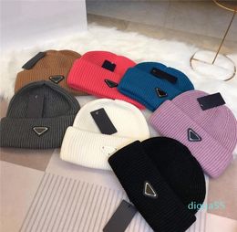 fashion winter Hat beanies men039s and women039s snow travel warm knitted wool hats high quality 7 colors good8562854