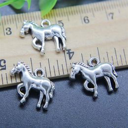 Whole 100pcs Horse Pony Alloy Charms Pendant Retro Jewelry Making DIY Keychain Ancient Silver Pendant For Bracelet Earrings 152244