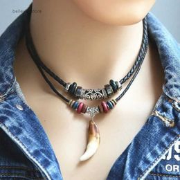 Pendant Necklaces 1pc Men Womens Goth Multi-layer Vintage Wolf Tooth Leather Beaded Weaved Prayer Necklace Fashion Jewellery Necklacesl231225