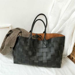 Designer Bag New Designer Handmade Woven Handbags Women Large Capacity Tote Shopping Bags Faux Leather Shoulder Bag Brand B227e