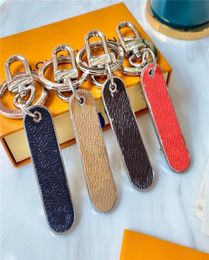 New design skateboard key chain high quality stainless steel luxury key chain for men and women gift box packaging8811521