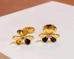 Brand Pure 925 Sterling Silver Jewelry For Women Gold Color Flower Earrings Luck Clover Design Wedding Party Mini Cute Size8023844