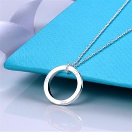 Same T Round Ring Necklace Women's Silver Fashion Jewelry Chains For Women Necklaces Circle Steel Seal Letter Pendant Clavicl242u