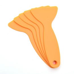 Car window film small scraper yellow glass cleaning tool can be used for mobile phone film safety small scraper