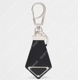 Unisex Keychains Mens Designer Keychain Fashion Keyrings For Woman Black Leather Luxury Key Chains Lanyards Car Key Ring Bag Charm6192804