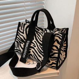 Bags HighQuality Texture Zebra Pattern Women OneShoulder Crossbody Handbag New LargeCapacity Brand Canvas Wild Western Style