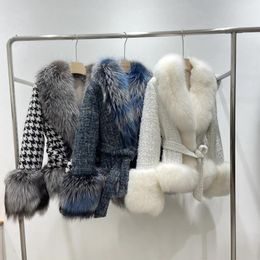 Jackets Sheep Wool Fur Jacket Women Winter Coats with Real Fox Fur Collar Trim Thick Warm Short Fur Outwear Belt Clothing