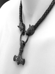 Pendant Necklaces Vintage Nordic Style Celtic Hammer And Roaring Necklace Leather Braided Men39s Amulet JewelryPendant Necklace7537582
