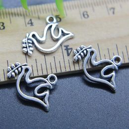 100pcs Bird Pigeon Dove Alloy Charms Pendant Retro Jewellery Making DIY Keychain Ancient Silver Pendant For Bracelet Earrings 13 19m256N