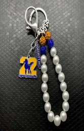 Greek Letter Society SIGMA GAMMA RHO Sorority Jewelry Poodle Pendant Metal Keychain White Pearl Chain Key Ring3334867