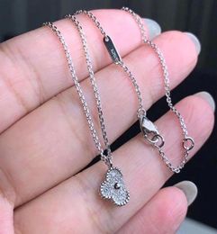 S925 silver charm pendant bracelet with six flowers design and sparkly diamond in platinum color for women wedding jewelry gift ha3125214