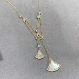 Pendant Necklaces 925 silver Necklace Fritillaria Triangle Fan Sweater Chain Women's Temperament High-grade Fashion Luxury Brand Jewelry chokerL231225