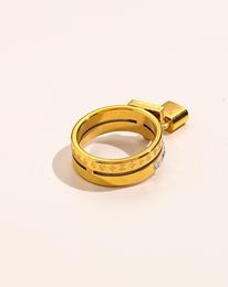 Designer Branded Band Rings Women 18K Gold Plated Rhinestone Crystal Stainless Steel Love Wedding Jewelry Supplies Ring Fine Carvi6756774