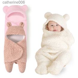 Sleeping Bags Plush super soft autumn and winter baby sleeping bag swaddle cartoon newborn lambskin quiltL231225