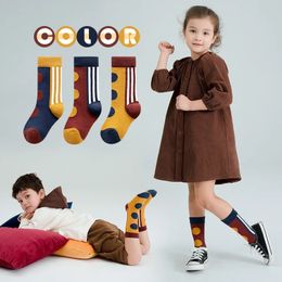 3 пары/лот детские носки для девочек и мальчиков, модные хлопковые носки в горошек для маленьких детей, спортивные носки в полоску для детей 3–12 лет, 231225