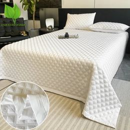 150 230 White Bedspread on The Bed Quilted Bedsheet Simple Style Cover Queen Size Colchas 1pcPillowcase Need Order 231222