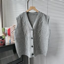 Women's Vests Winter Rhombic Twist Knitted Sweater Vest Cardigan Loose Sleeveless Layered Jumpers Tanks