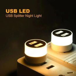 Small LED Eye-Protection Reading Night Light With Dual USB Plugs