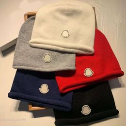 Canadaly Goosely Beanies Monclair Hat Designer Winter Knitted Women Mens Woolen Hats Warm Fur Pom Beanies Hats Female Bonnet Caps 255