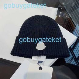 Designer Hats Men Beanie 2023 Women Fall/winter Thermal Knit Hat Ski Brand Bonnet High Quality Plaid Skull Hat Luxury Warm Cap Knitted Version 13HI