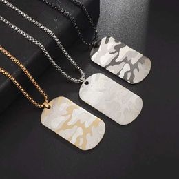 Pendant Necklaces High-Quality Stainless Steel Camouflage Military Uniform Dog Tag Pendant Necklace Men and Women Hip-Hop Square Brand JewelryL231225