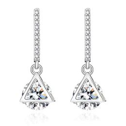 Charming Women Earrings White Gold Plated 925 Sterling Silver 0.5CT 1CT Round Moissanite Diamond Earrings Studs Nice Gift