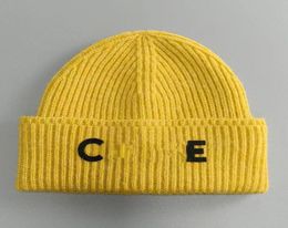 Designer brand men039s beanie hats women039s autumn and winter new classic letter C outdoor warm allmatch knitted hats9658050