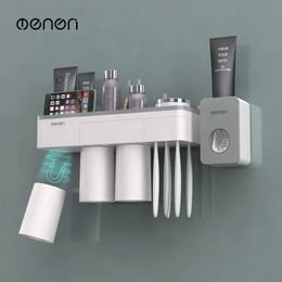 Mouthwash Cup Set Toothbrush Holder Magnetic Toothpaste Squeezing Device Bathroom Storage Accessories 231222