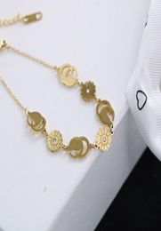 luxury designer Jewellery women necklace pendant designers necklaces for men elegant silver chain and earrings bracelets suit3900799
