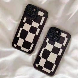 Checkerboard Pattern Creative Phone Case For iPhone 15 14 13 11 12 Pro Max 7 8 Plus X XS Max XR Shockproof Soft Back Cover Accessories 100pcs