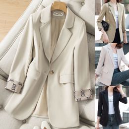 ウィンターコートコート2024SSデザイナー女性女性スーツレトロファッション女性のソリッドカラーシリーズプロフェッショナルジャケット