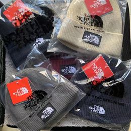 Caps Outdoor New the North Hats Headwears Cashmere Thick Knit Men Face Cap Trend Explosion Woolen Beanie Hat Women All Take Warm