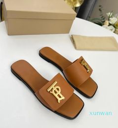 Fashion Women's Leather Sandals Designer Slippers Flat Bottom Brown Black Shoes Beach Party Indoor Summer Size