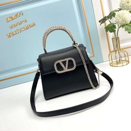 Designer bag Valen bags Inlaid Handbag Handmade New Designer Bags valantino 2023 Bag Springsummer for Woven Woman Womens Versatile Fashion Tote Casual O Z R250