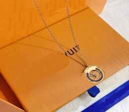 18K Gold Plated Stainless Steel Necklace Fashion Women Designer Necklaces Choker Letter Pendant Chain Crystal Rhinestone Wedding J1221127