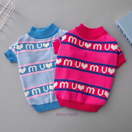 Dog Apparel Luxury Designer Pink Blue Contrasting Stripes Pet Letter Love Jacket Pure Cotton Winter Warm Cat Sweater Dog Clothing