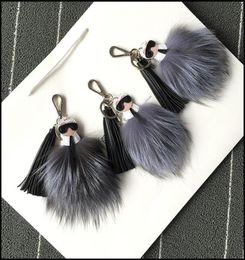Car Key Chain For MenWomen Luxury Real Fox Fur Keyring Pendant With Tassel Charm Bag Holder Car Ornaments Accessories Keychains 22729393