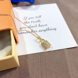 Fashion Design Jewelry Necklaces Luxury Pendant Necklace Selected Popular Brand Long Chain Designer Style 18k Gold Plated Couple F285W