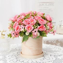 Decorative Flowers Artificial Roses Bouquet Silk Camellia Hydrangea Floral Fake Green Plant Holiday Party Decoration Simulation Flower