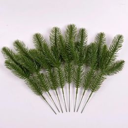 Decorative Flowers DIY Xmas Party Decor 24Pcs Fake Pine Needle Branches Enhance The Festive Atmosphere With Lifelike