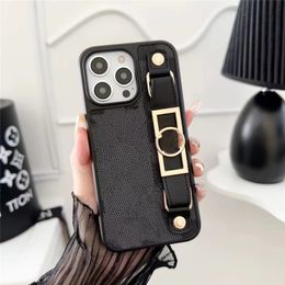 Luxury Wristband Leather iPhone Case for iPhone 15pro 15promax 15plus 15 14 Pro Max 14pro 14plus 14 13promax 13pro 13 12promax 12pro 12 11 Cases Mobile Cover 091221