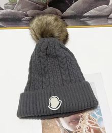 High quality Winter caps Hats Women and men Beanies with Real Raccoon Fur Pompoms Warm Girl Cap snapback pompon beanie6738672