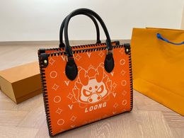 Top Luxury Handbag Designer Custom Version Of The Year Of The Dragon Pure Hand-woven Handbag Unisex Shopping Bag Storage Bag Makeup Bag Purse 38cm